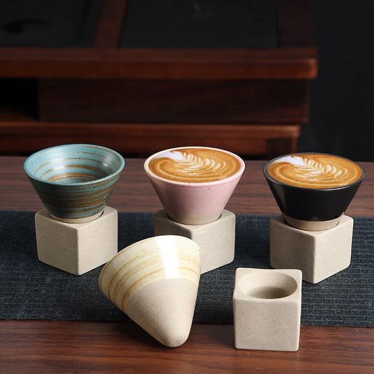 Kaffeetasse aus Keramik im japanischen Stil