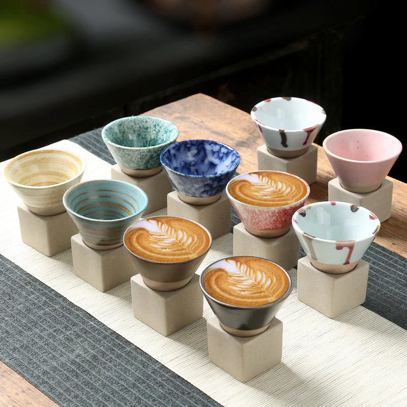 Kaffeetasse aus Keramik im japanischen Stil