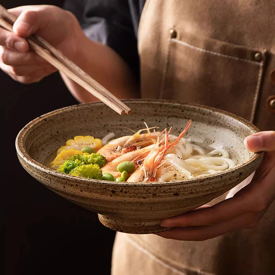 Japanische Salatschüssel aus Keramik